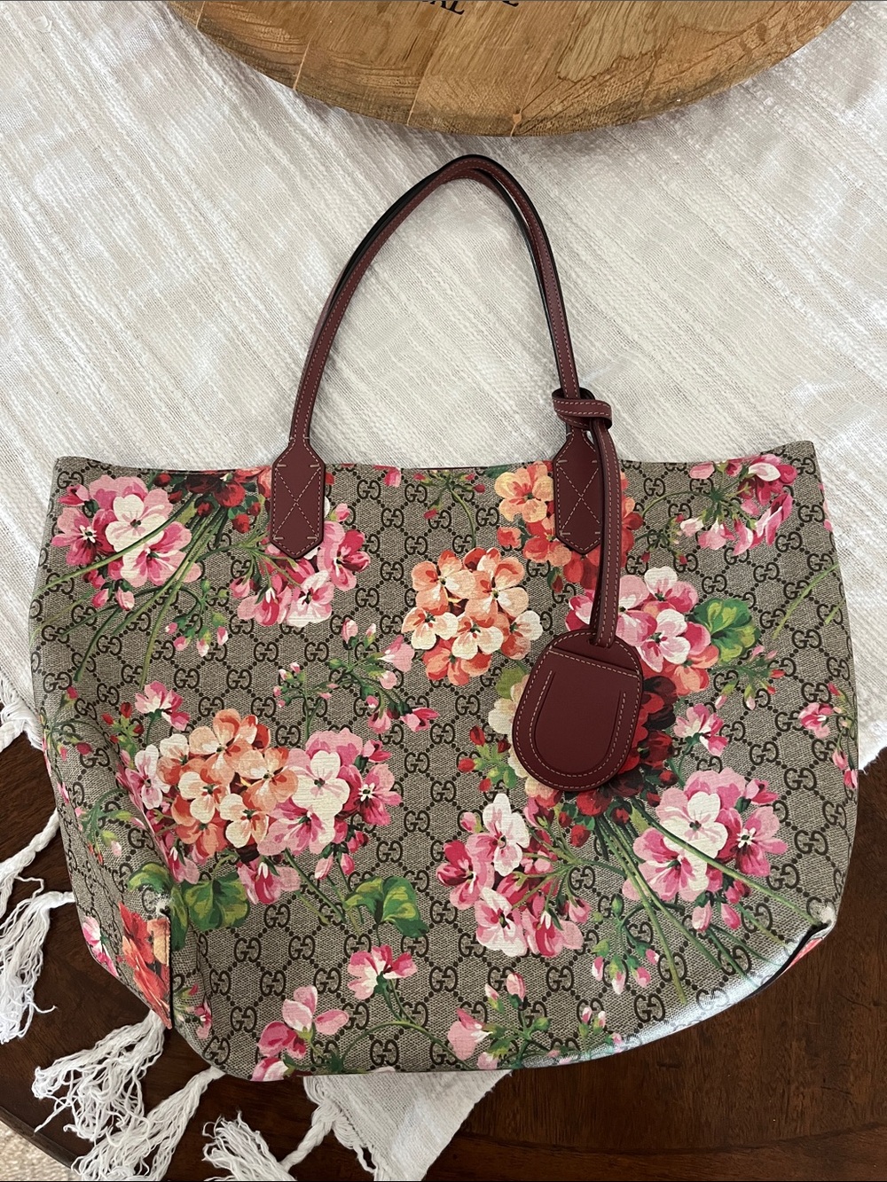 Gucci Floral GG Supreme Tote in Pink and Brown